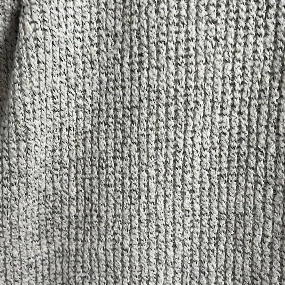 Sanctuary Slit‎ Sided Sweater sz XS Gray Anthropologie Comfort casual Plaid